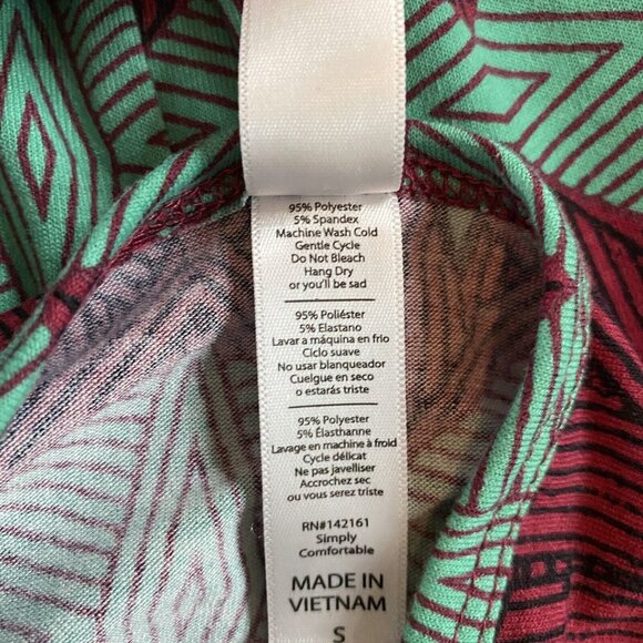 Lularoe Simply Comfortable T-Shirt Women’s Small Aztec Geometric Print Ladies - Picture 6 of 6